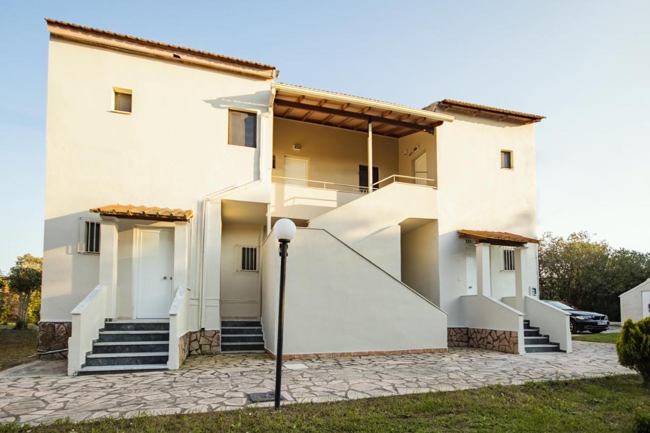 Parakladi Seaside Retreat Melikia Luaran gambar