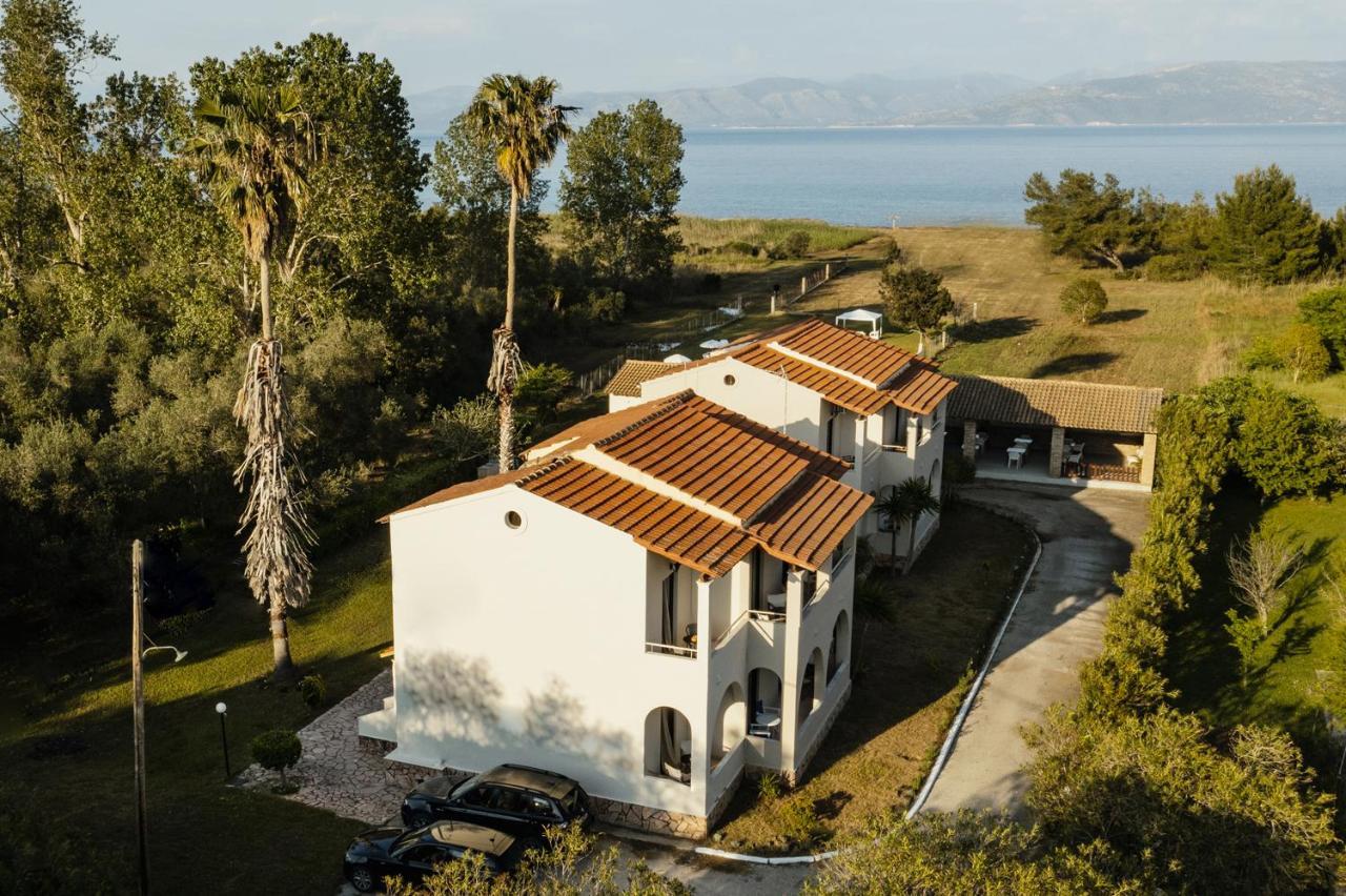 Parakladi Seaside Retreat Melikia Luaran gambar